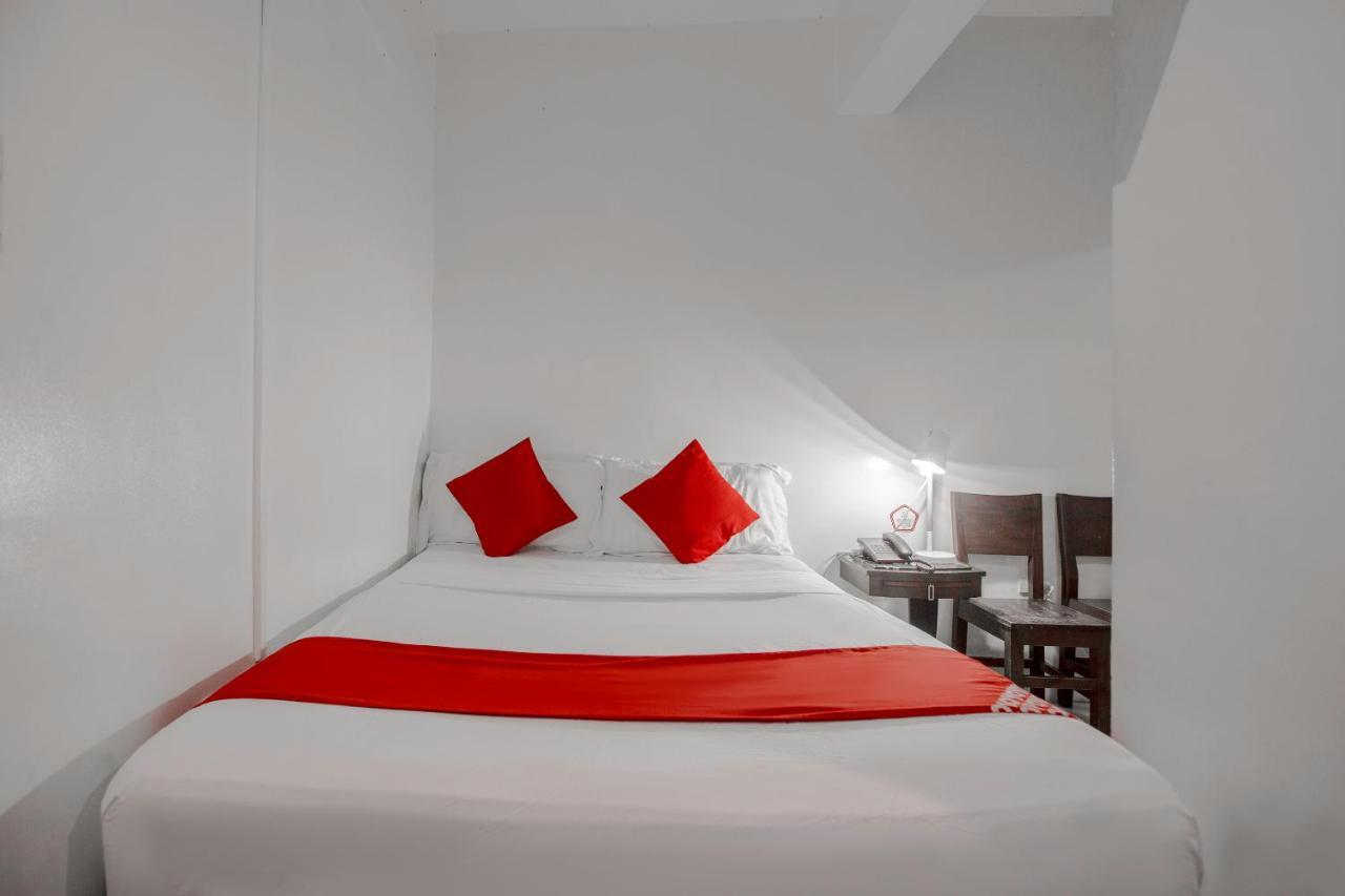 Super Oyo 134 The Bedstation Hotel Mandaluyong Luaran gambar