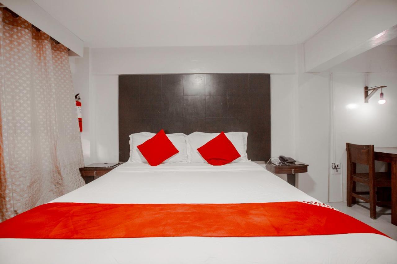 Super Oyo 134 The Bedstation Hotel Mandaluyong Luaran gambar